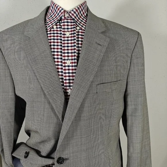 JOS A BANK Men's‎ Sport Coat Blazer Two Button Gray Houndstooth Wool Size 42L